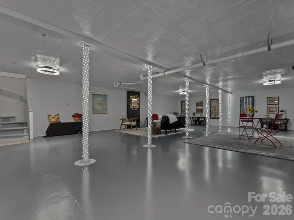 1110 3rd Avenue W #multiple Hendersonville, NC 28739