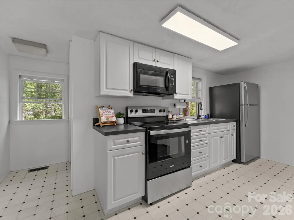 1110 3rd Avenue W #multiple Hendersonville, NC 28739