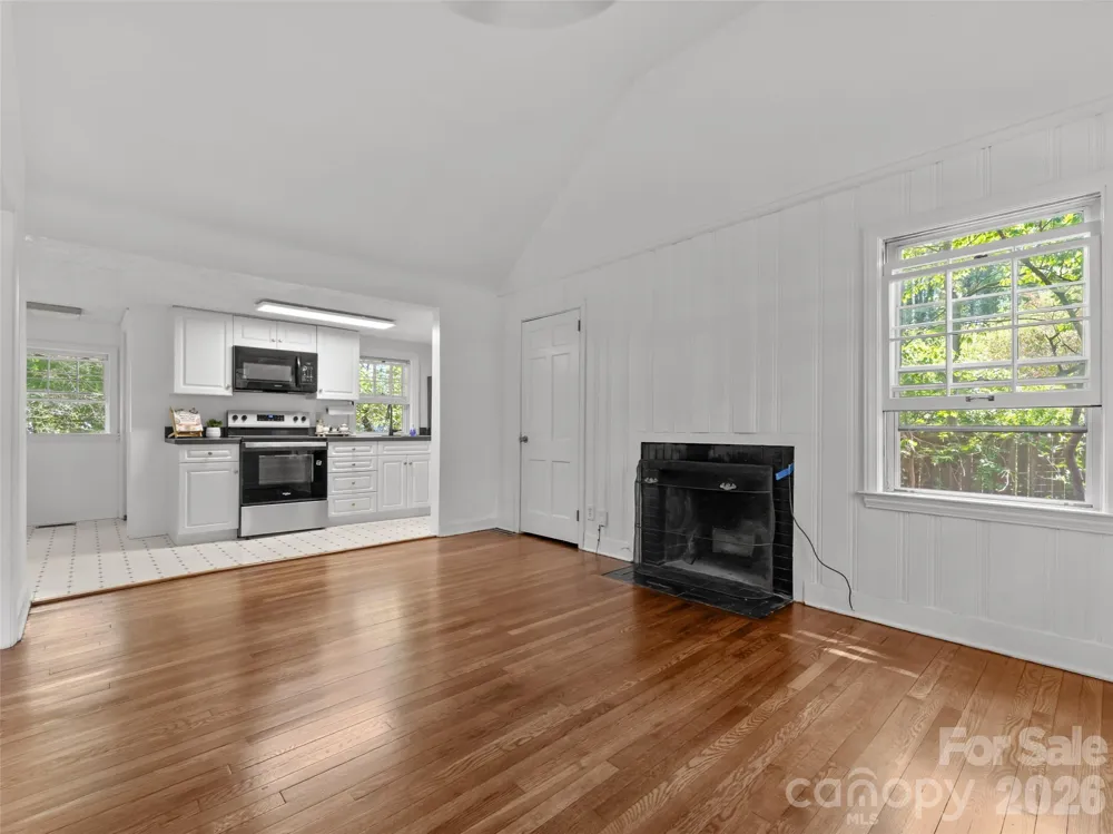 1110 3rd Avenue W #multiple Hendersonville, NC 28739