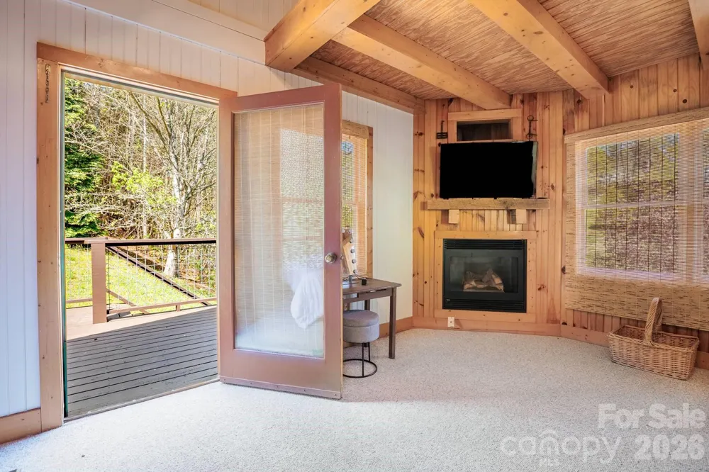 440 Huskey Road Bryson City, NC 28713