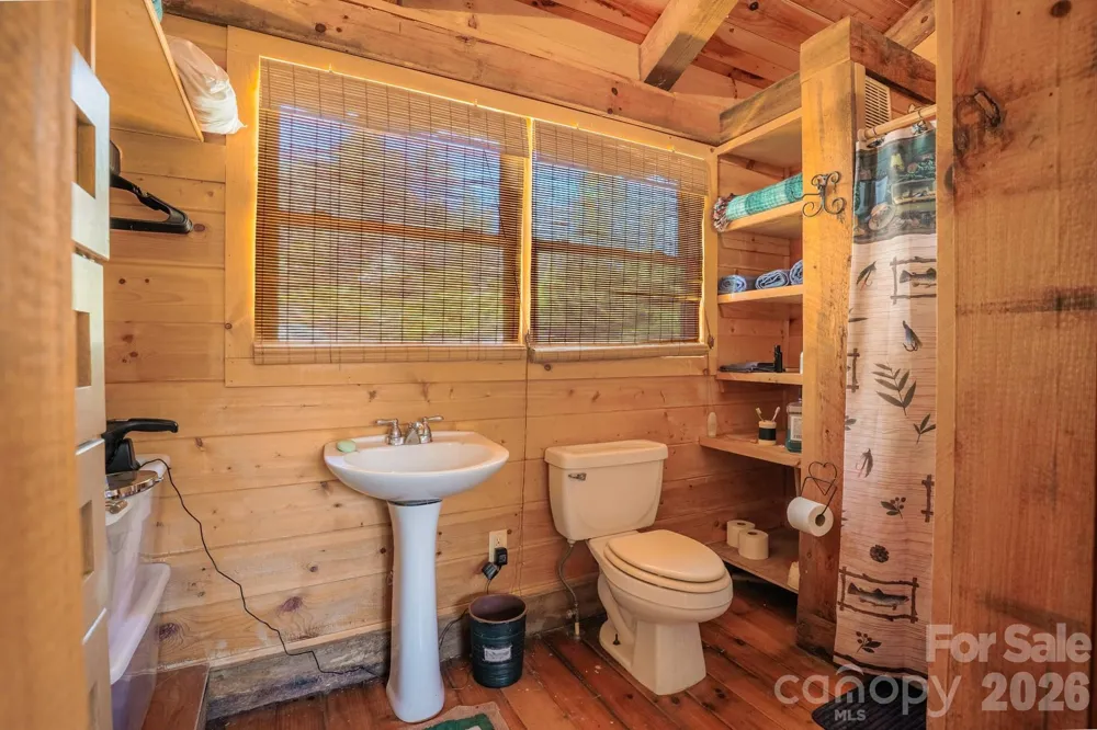 440 Huskey Road Bryson City, NC 28713