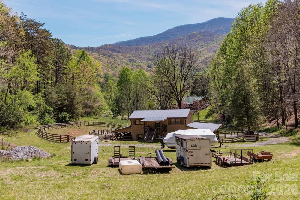 440 Huskey Road Bryson City, NC 28713