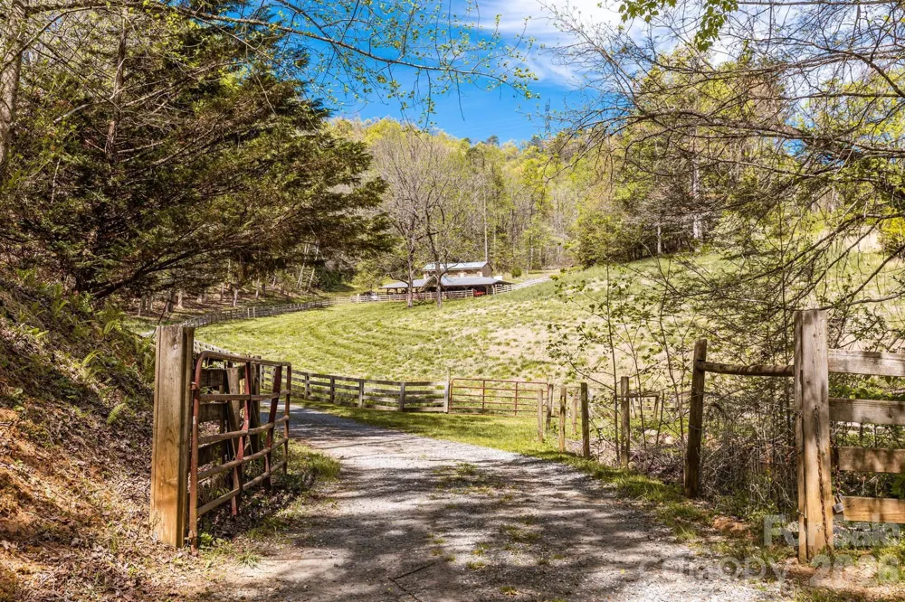 440 Huskey Road Bryson City, NC 28713