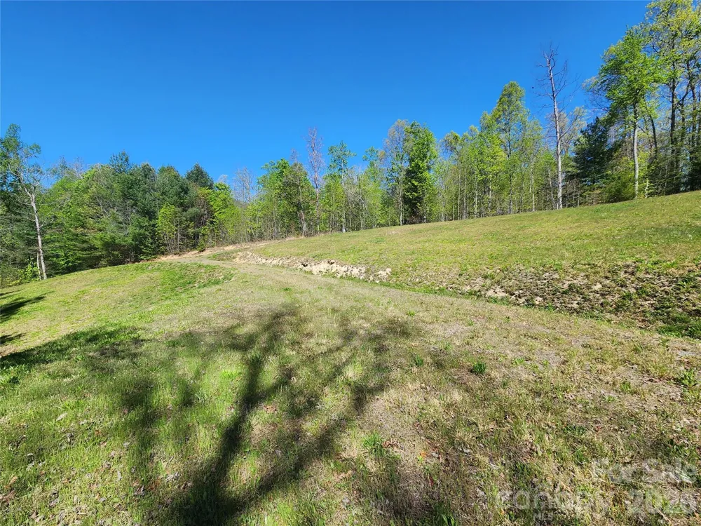 889 Firefly Trail Marshall, NC 28753