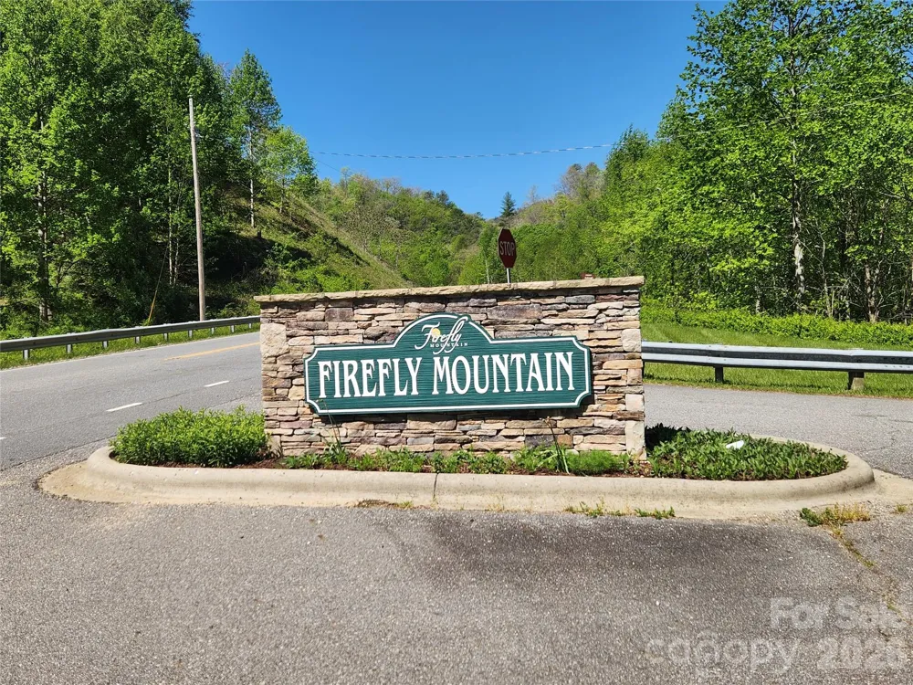 889 Firefly Trail Marshall, NC 28753