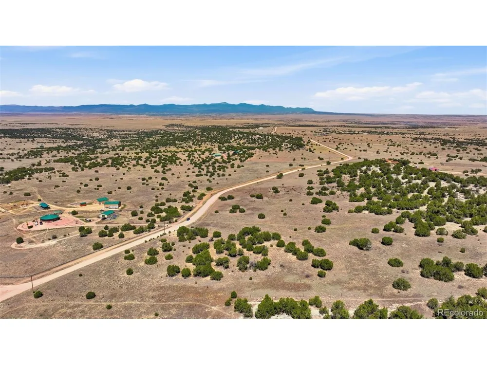 1738 Newton Pueblo, CO 81005