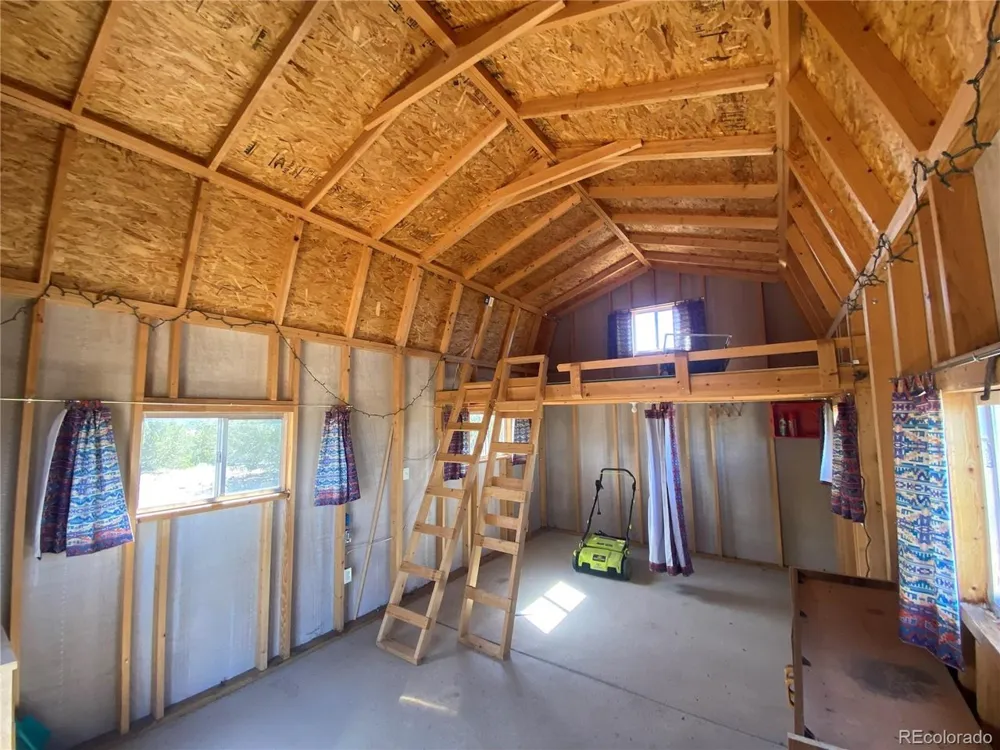 1738 Newton Pueblo, CO 81005