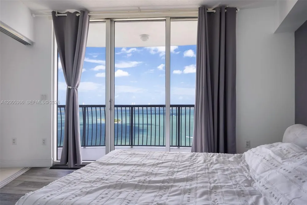 1750 Bayshore Dr #3801 Miami, FL 33132