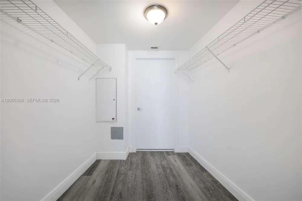 1750 Bayshore Dr #3801 Miami, FL 33132