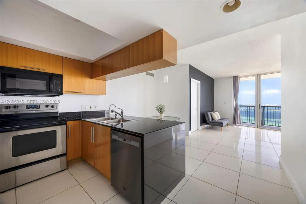 1750 Bayshore Dr #3801 Miami, FL 33132