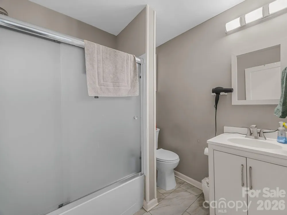 110 Grady Avenue Tryon, NC 28782