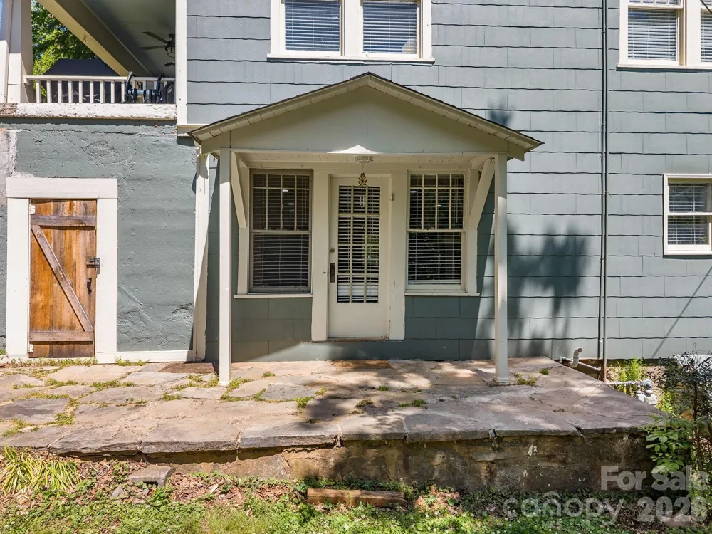 110 Grady Avenue Tryon, NC 28782