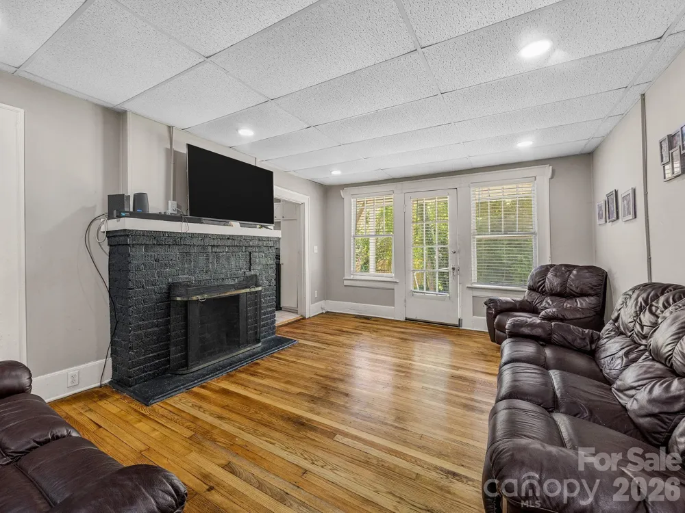 110 Grady Avenue Tryon, NC 28782