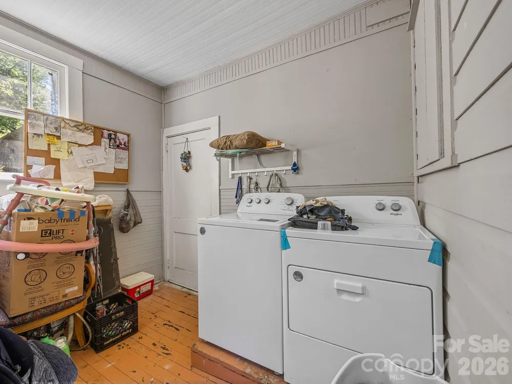110 Grady Avenue Tryon, NC 28782