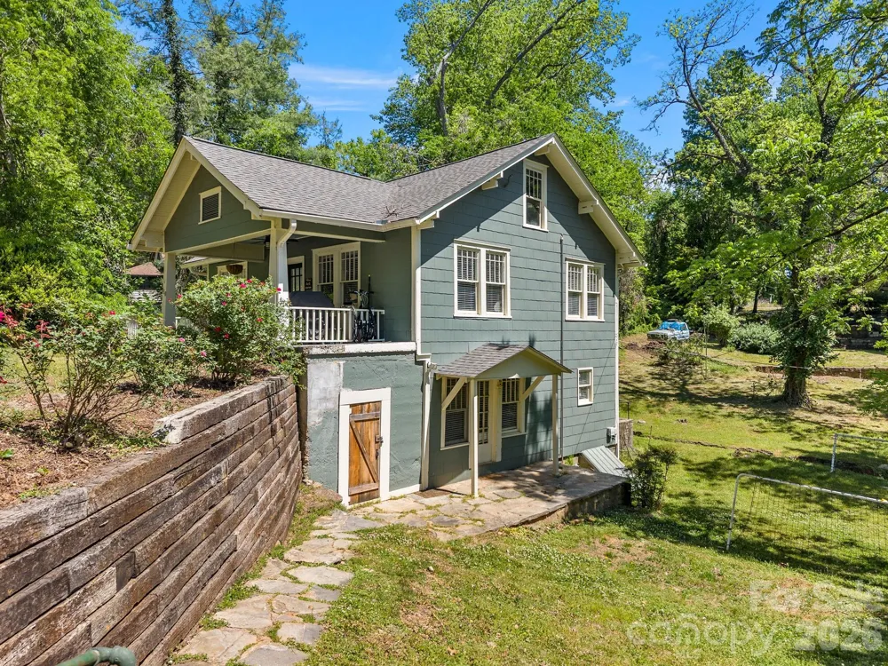 110 Grady Avenue Tryon, NC 28782