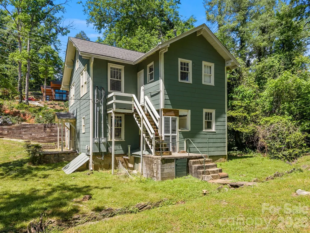 110 Grady Avenue Tryon, NC 28782