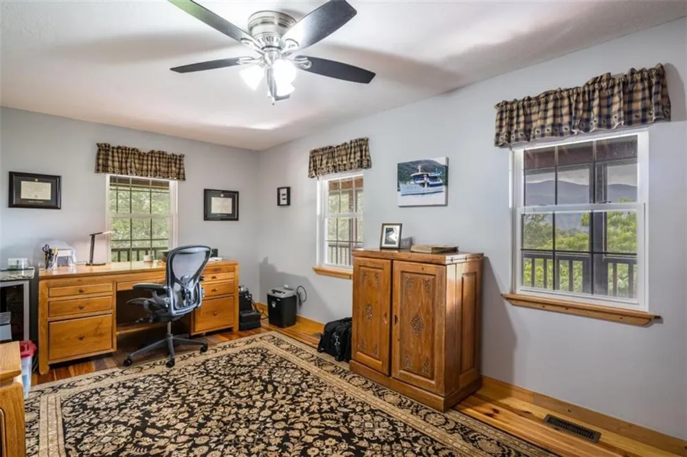 349 Moon Shadow View Blairsville, GA 30512
