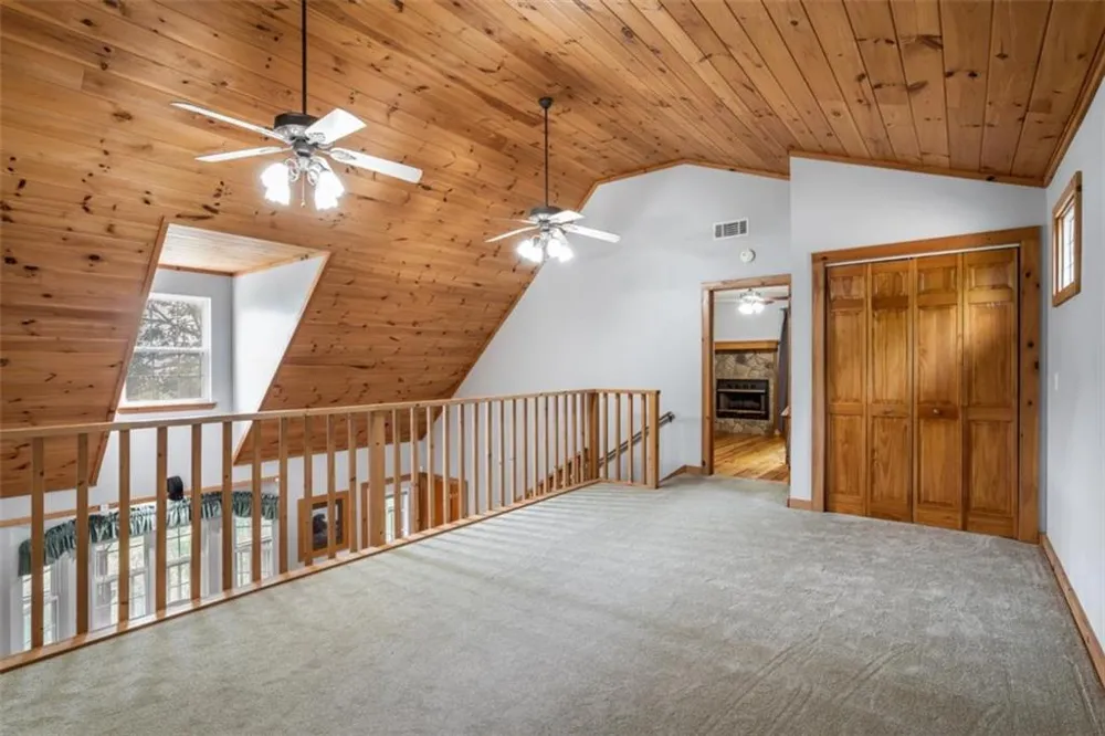 349 Moon Shadow View Blairsville, GA 30512