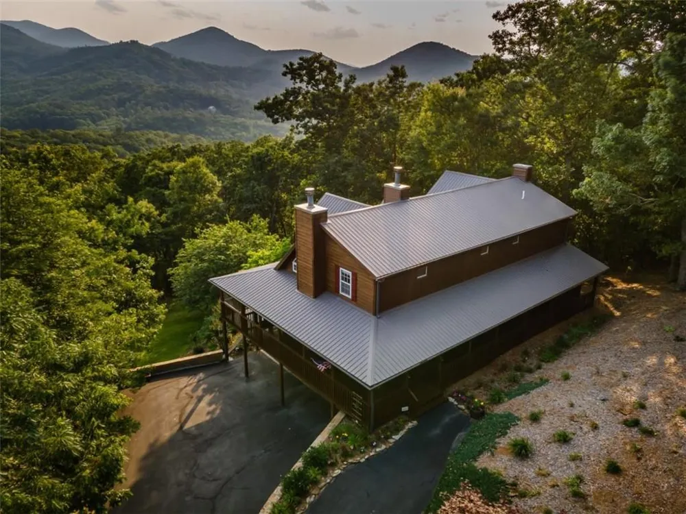 349 Moon Shadow View Blairsville, GA 30512