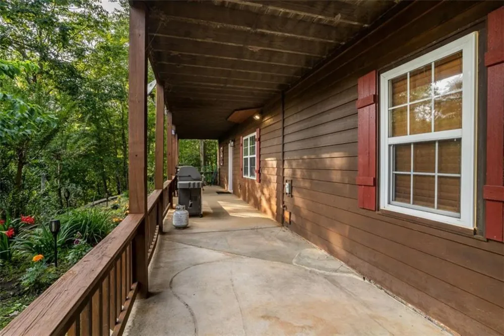 349 Moon Shadow View Blairsville, GA 30512