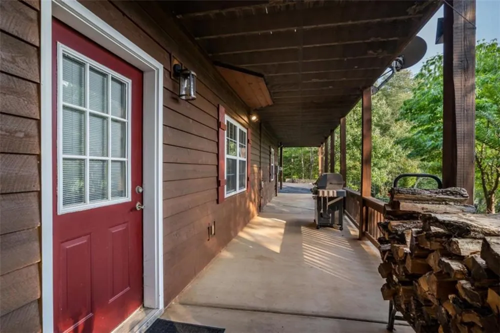 349 Moon Shadow View Blairsville, GA 30512