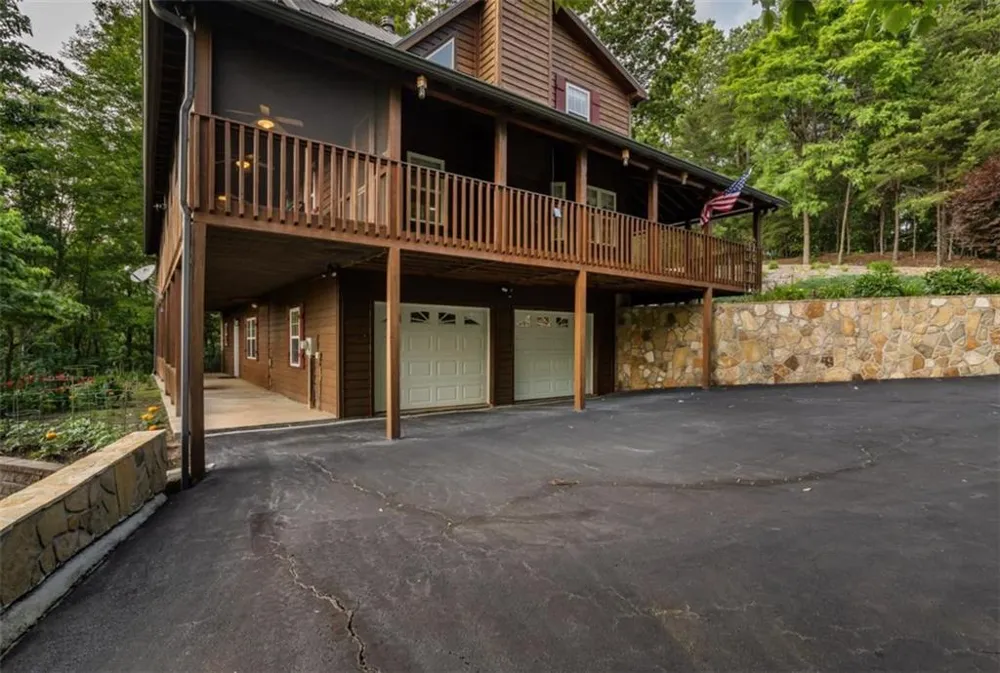 349 Moon Shadow View Blairsville, GA 30512