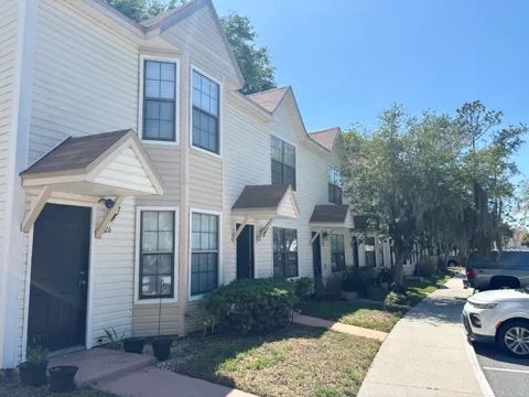 2302 MAKI ROAD #25
