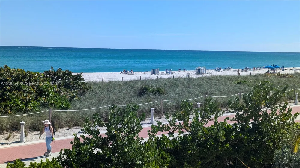 5161 Collins Ave #518 Miami Beach, FL 33140