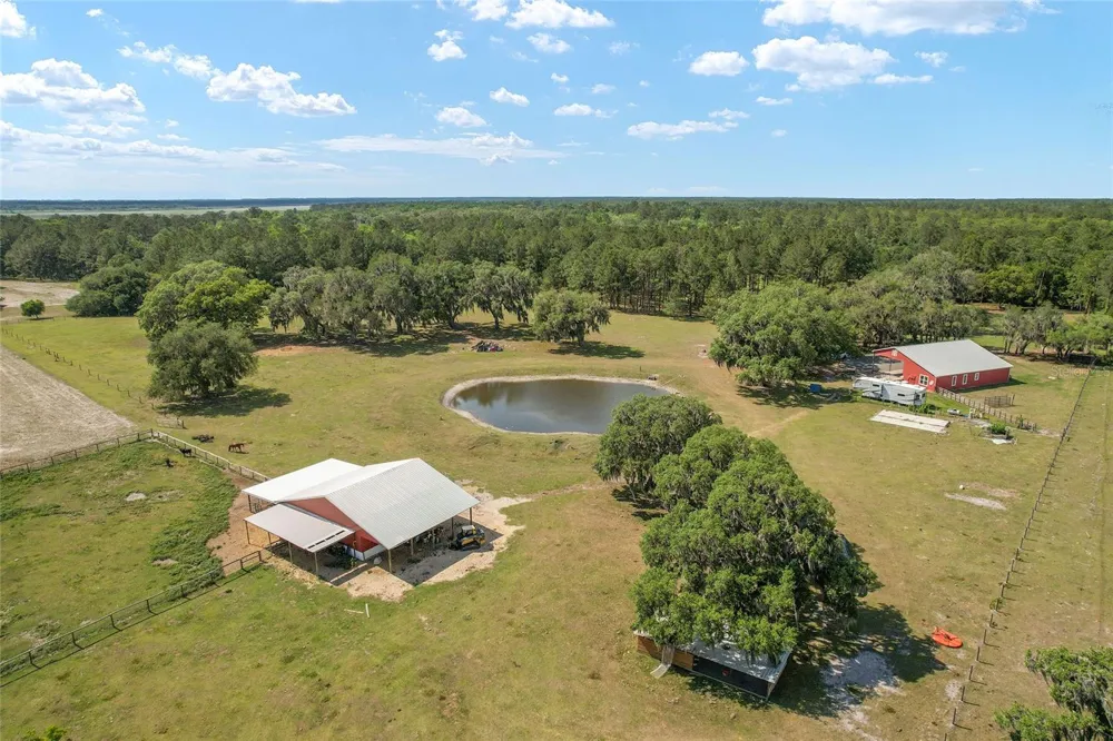 15120 SE 85TH STREET Ocklawaha, FL 32179
