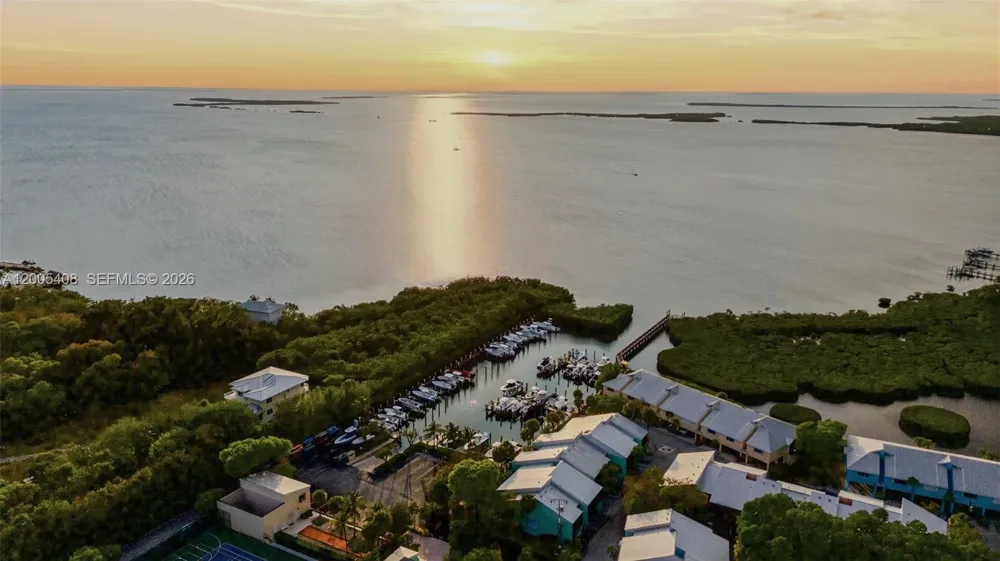 98282 Windward Ave #2 Key Largo, FL 33037