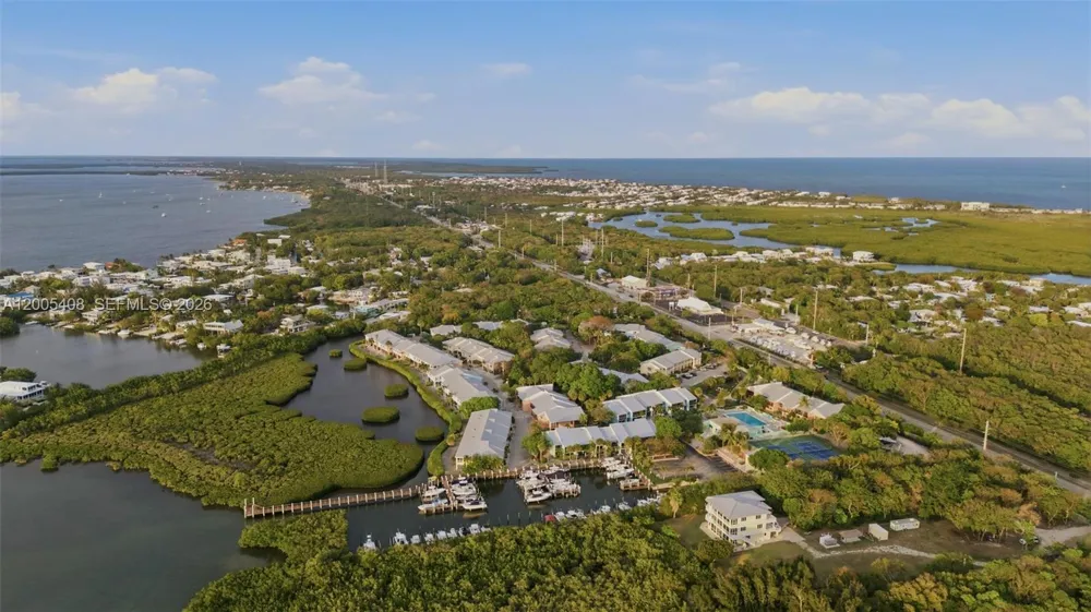 98282 Windward Ave #2 Key Largo, FL 33037