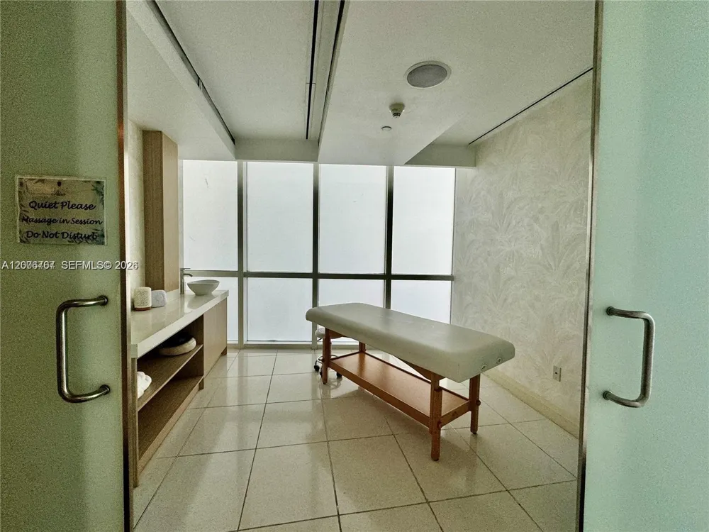 18101 Collins Ave #3901 Sunny Isles Beach, FL 33160