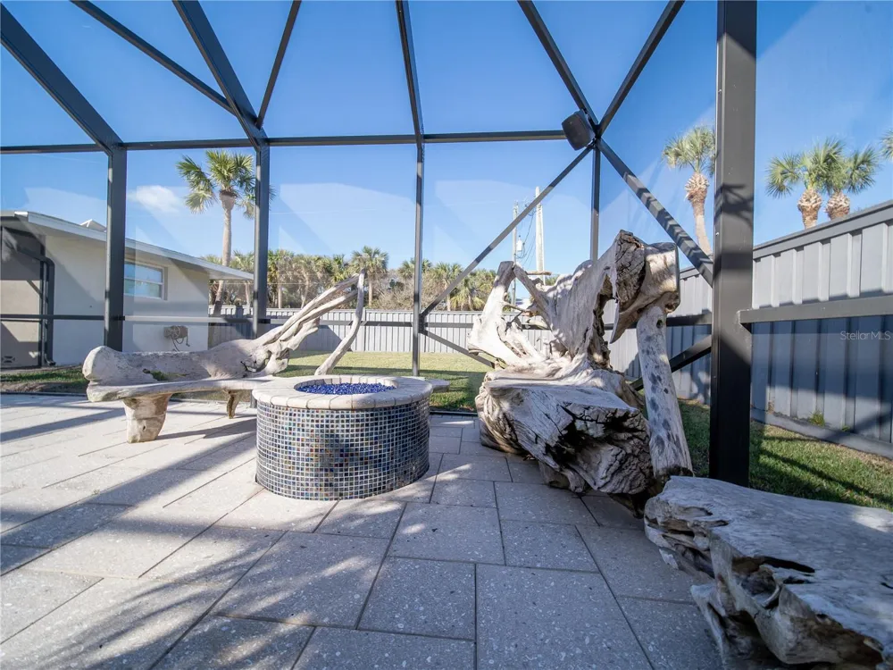 900 E 1ST AVENUE New Smyrna Beach, FL 32169