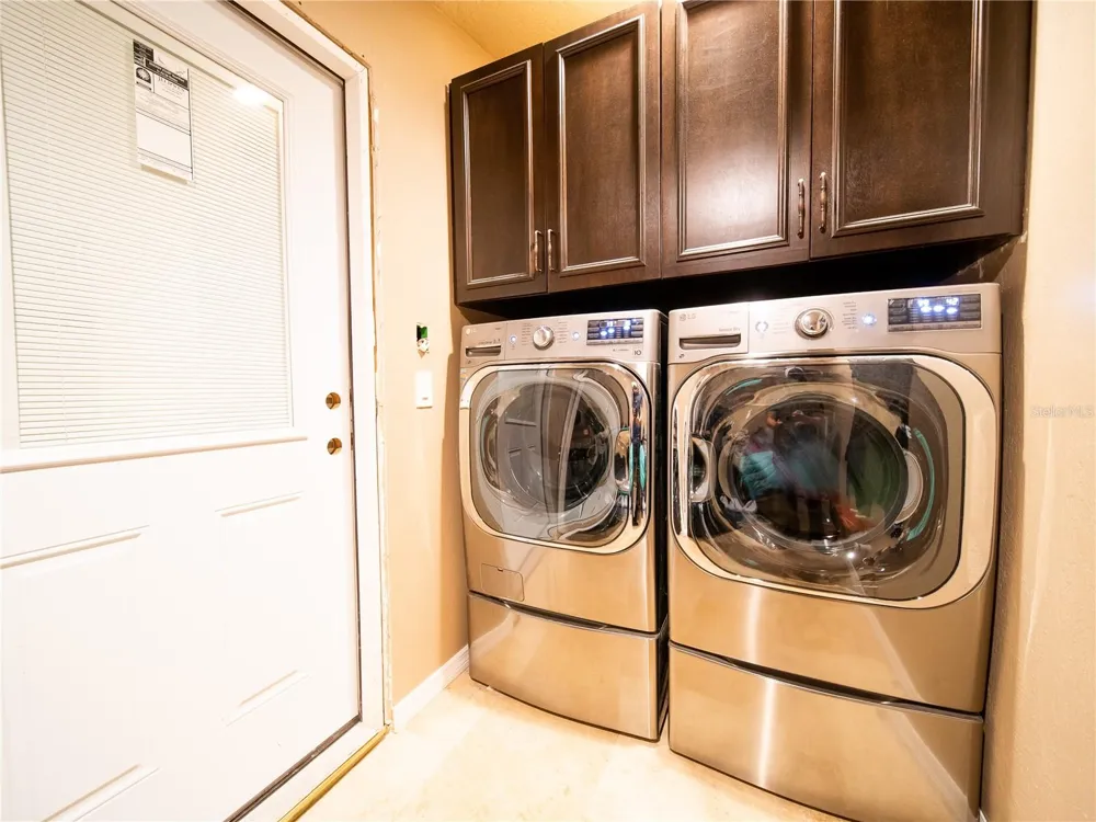 900 E 1ST AVENUE New Smyrna Beach, FL 32169