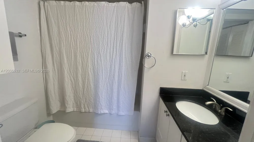 19999 E Country Club Dr #1303 Aventura, FL 33180