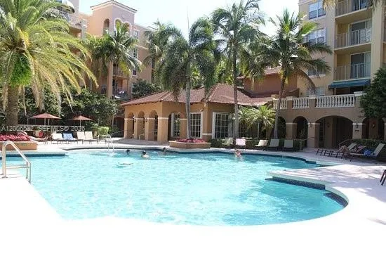 19999 E Country Club Dr #1303 Aventura, FL 33180