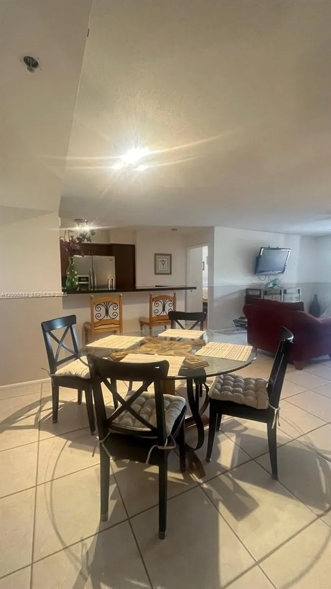 19999 E Country Club Dr #1303 Aventura, FL 33180