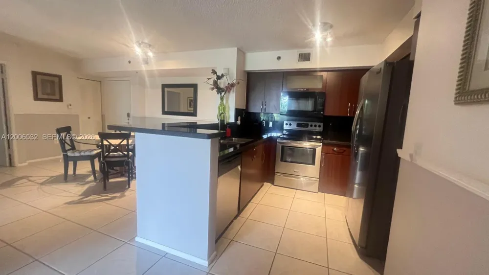 19999 E Country Club Dr #1303 Aventura, FL 33180
