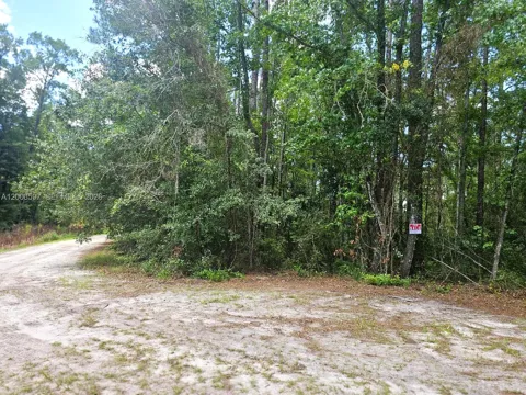 SE 2nd ST