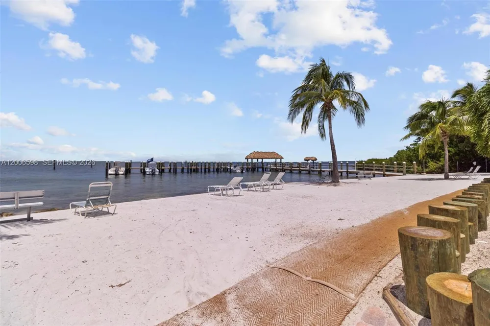 87200 Overseas Hwy #A7 Plantation Key, FL 33036