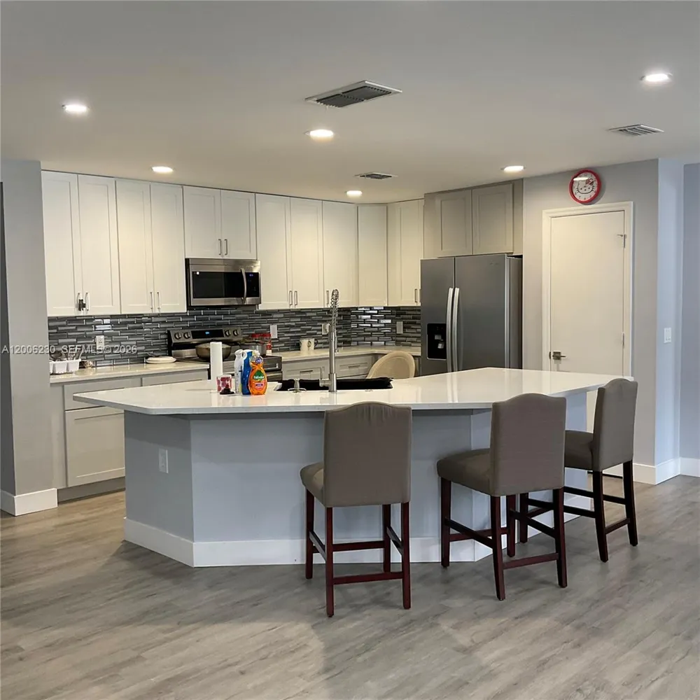 1903 Binnacle Kissimmee, FL 34744