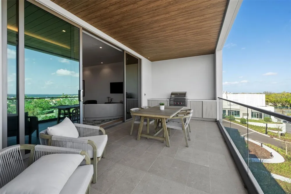 1591 GULF OF MEXICO DRIVE #515 Longboat Key, FL 34228
