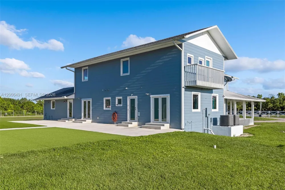 22275 SW 256th St Homestead, FL 33031