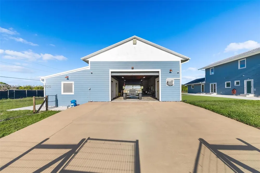 22275 SW 256th St Homestead, FL 33031