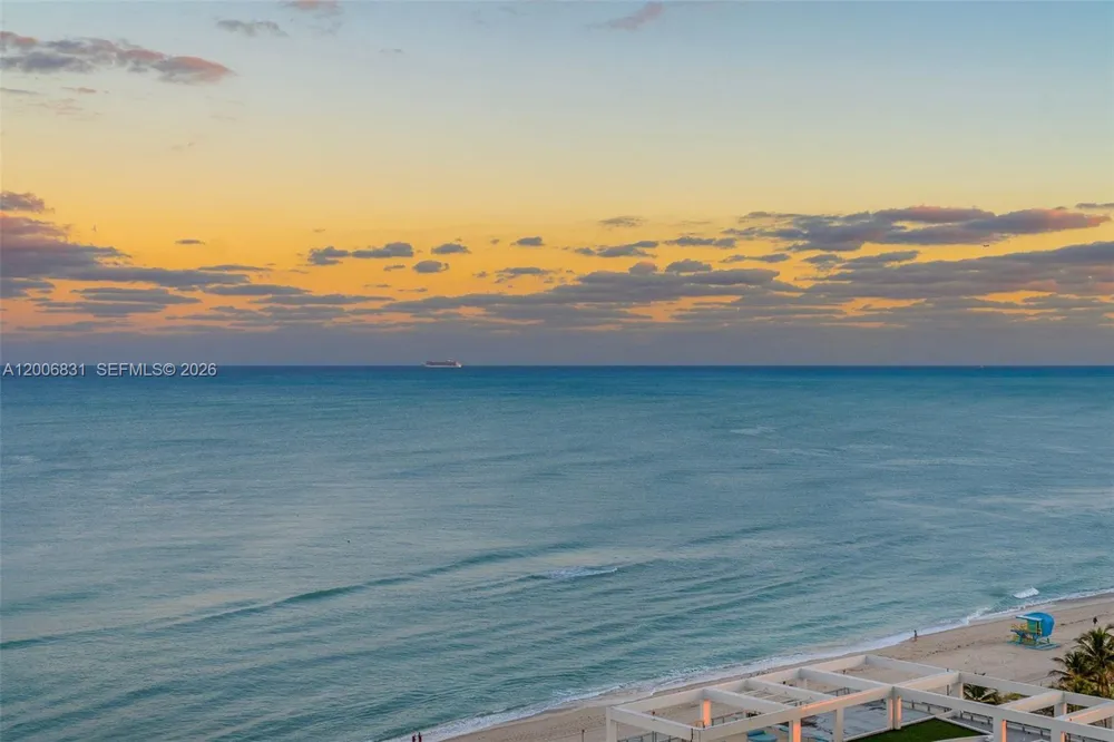 6801 Collins Ave #PH01/02 Miami Beach, FL 33141