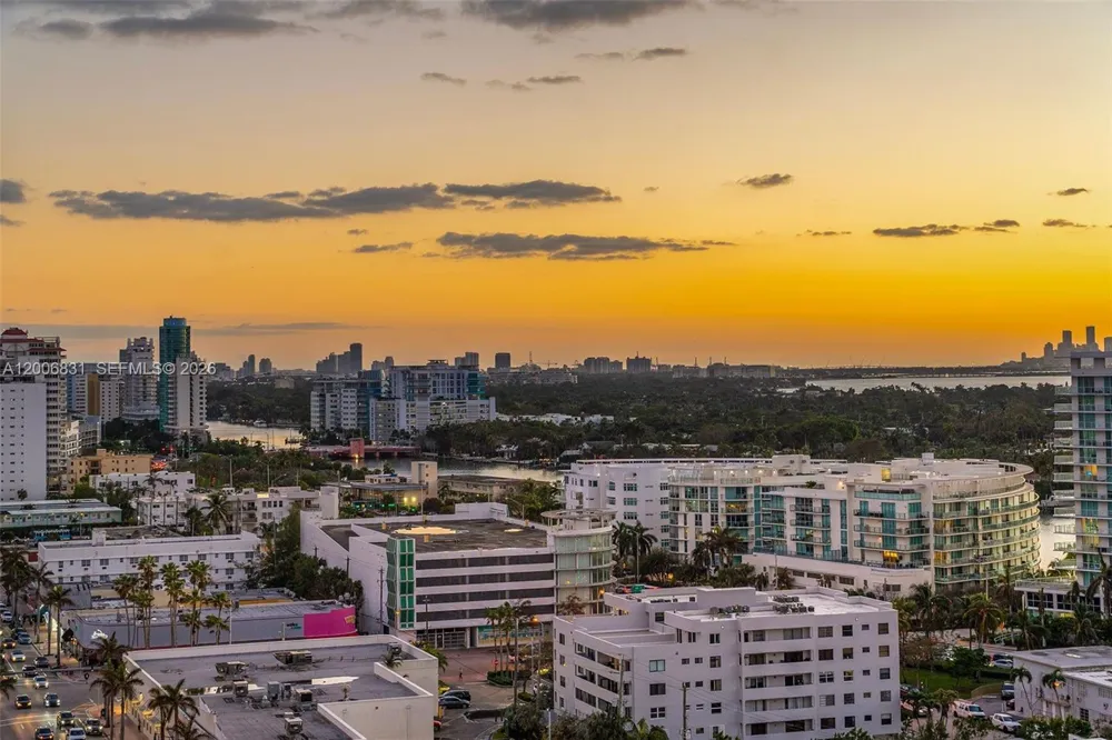 6801 Collins Ave #PH01/02 Miami Beach, FL 33141
