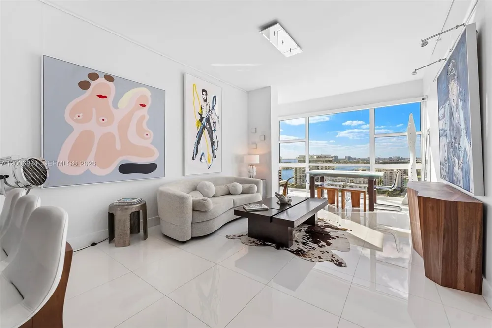 6801 Collins Ave #PH01/02 Miami Beach, FL 33141