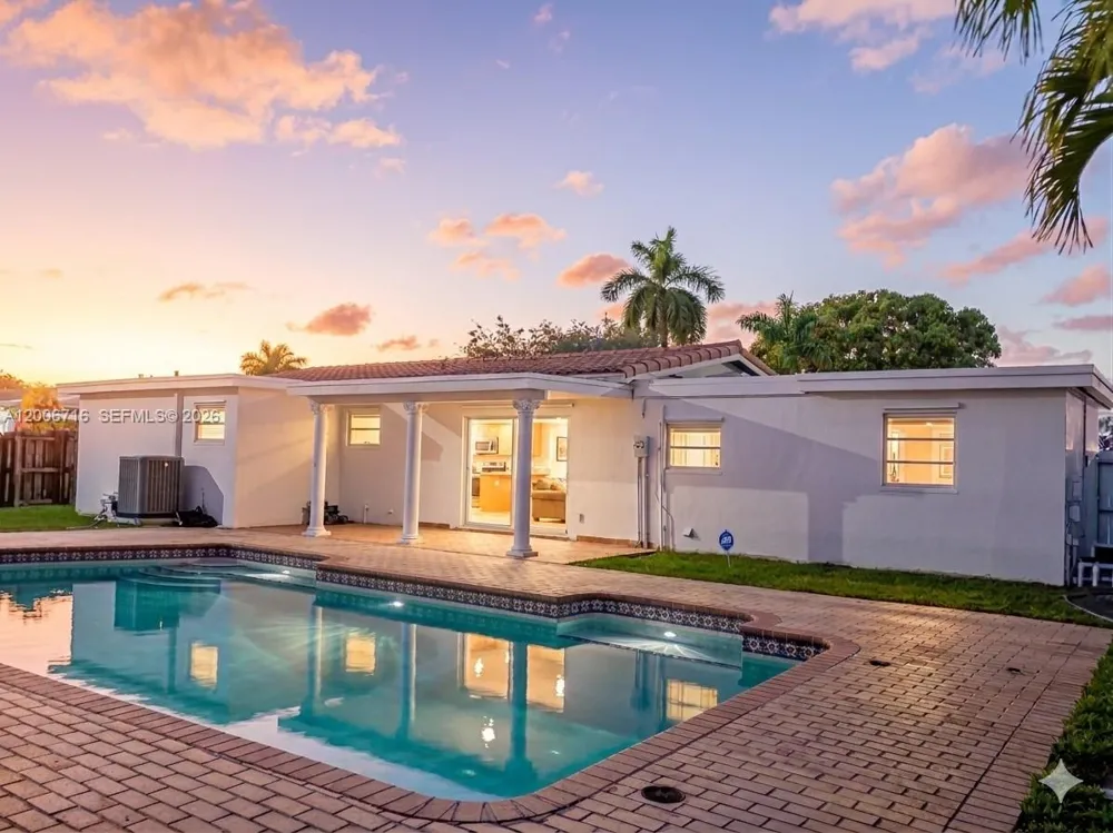 3831 E 10th Ave Hialeah, FL 33013