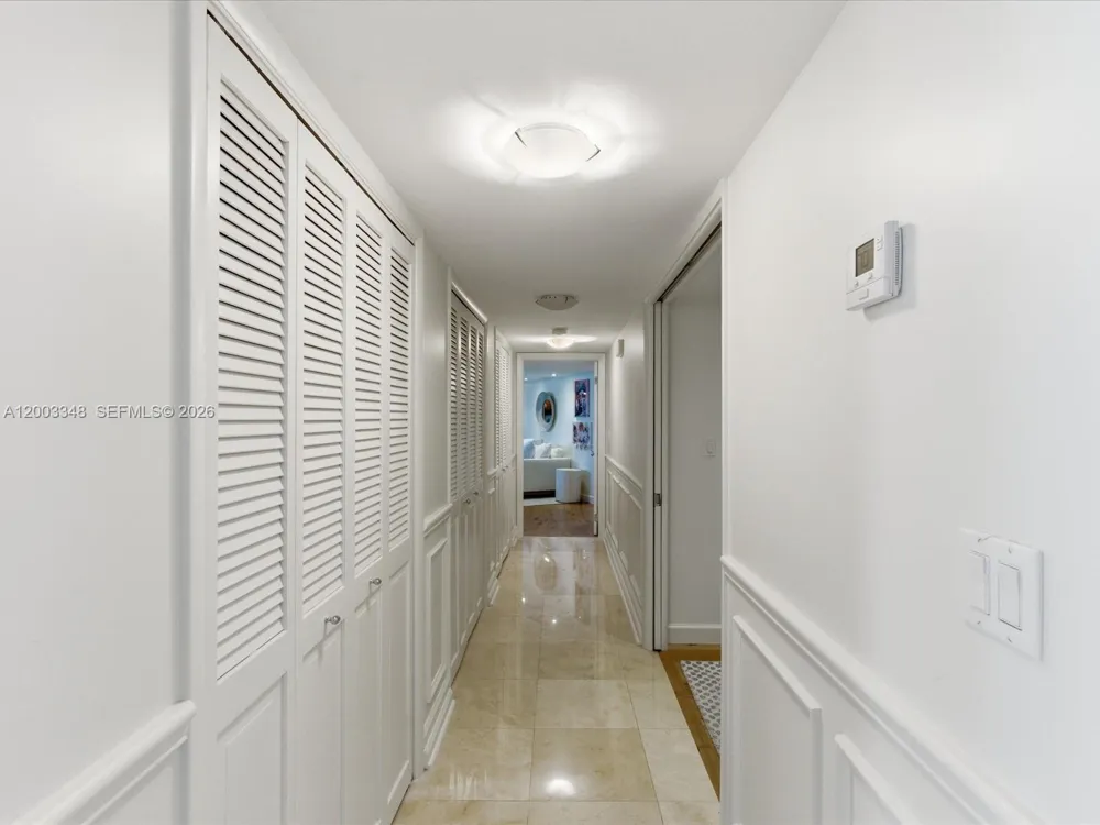 600 Grapetree Dr #10BN Key Biscayne, FL 33149