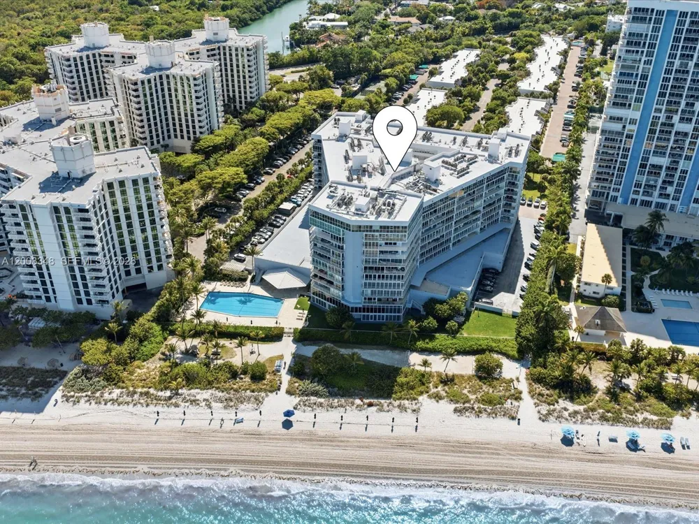 600 Grapetree Dr #10BN Key Biscayne, FL 33149